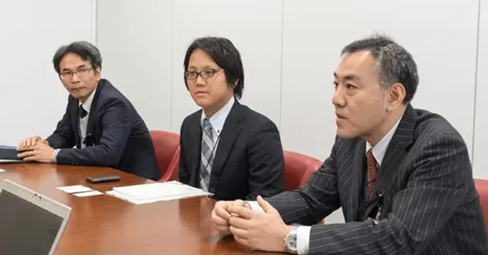 健診期間は7日～8日間、延べ1500名を超える健康診断予約の平準化を実現